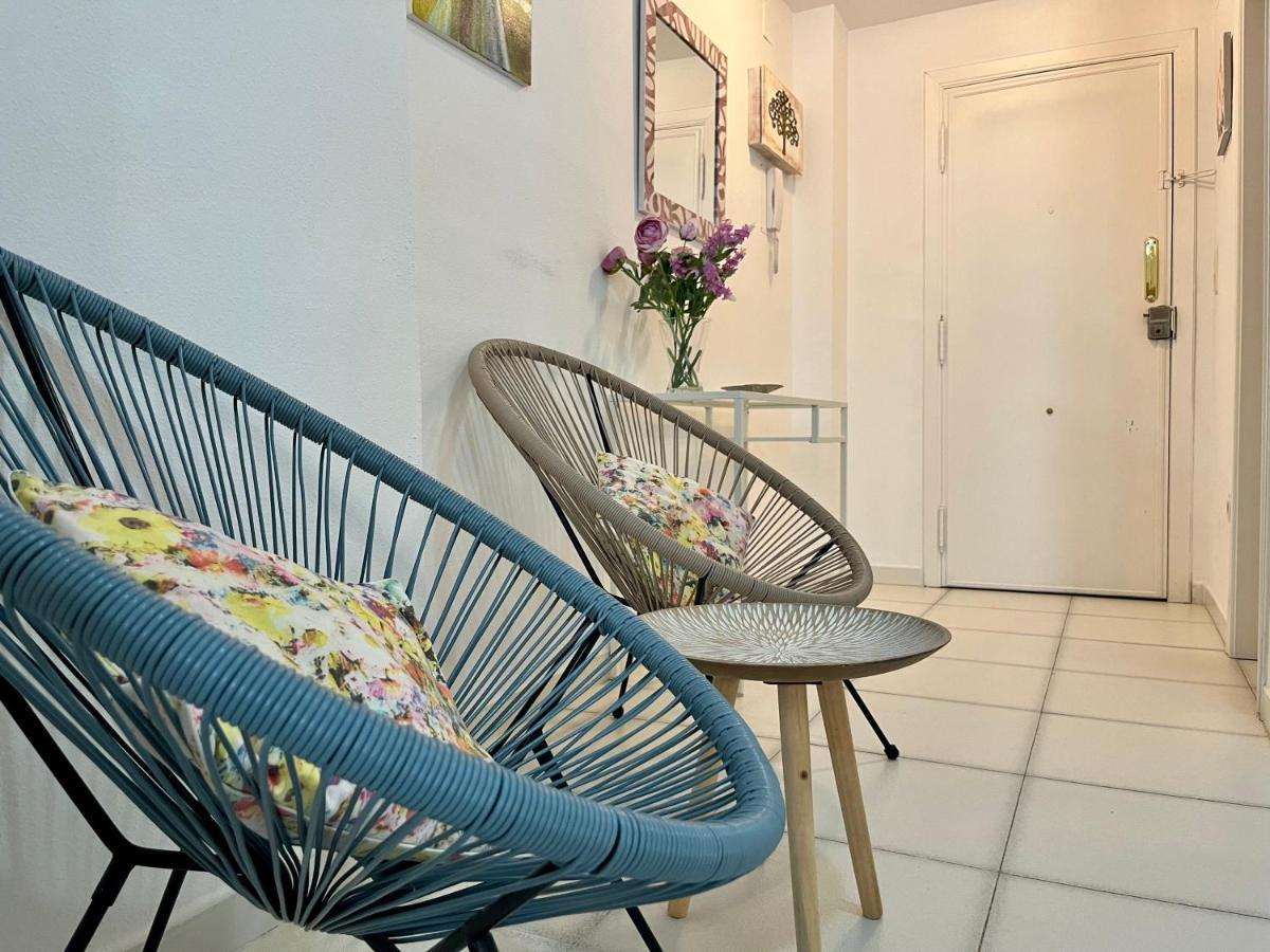 On The With Parking And Pool Apartament *
