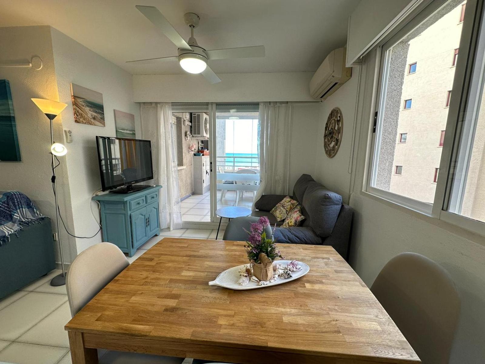 On The With Parking And Pool Apartament *